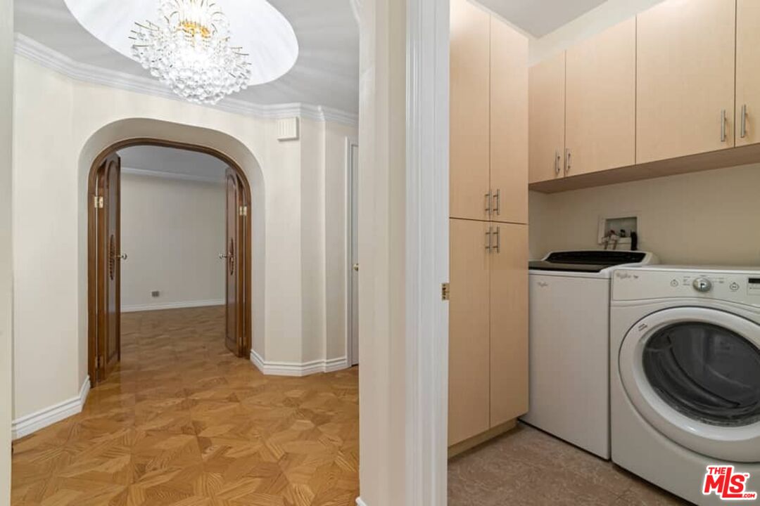 8455 Fountain Ave Unit: 416