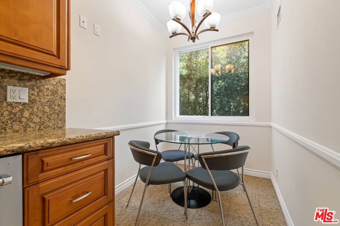 8455 Fountain Ave Unit: 416