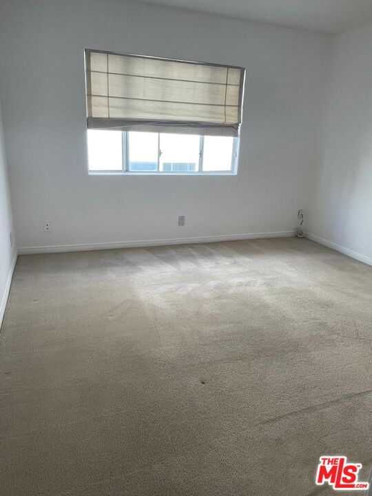 11907 Darlington Ave Unit: 203