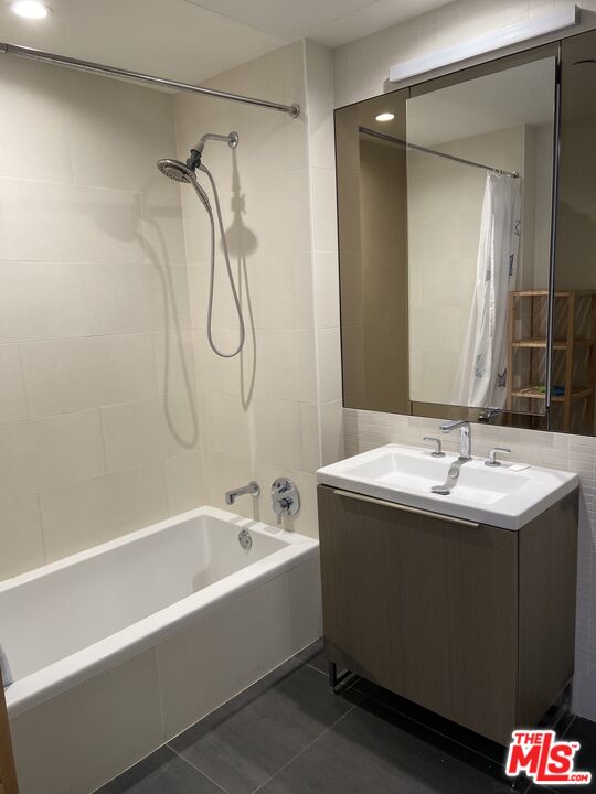 889 Francisco St Unit: 3009