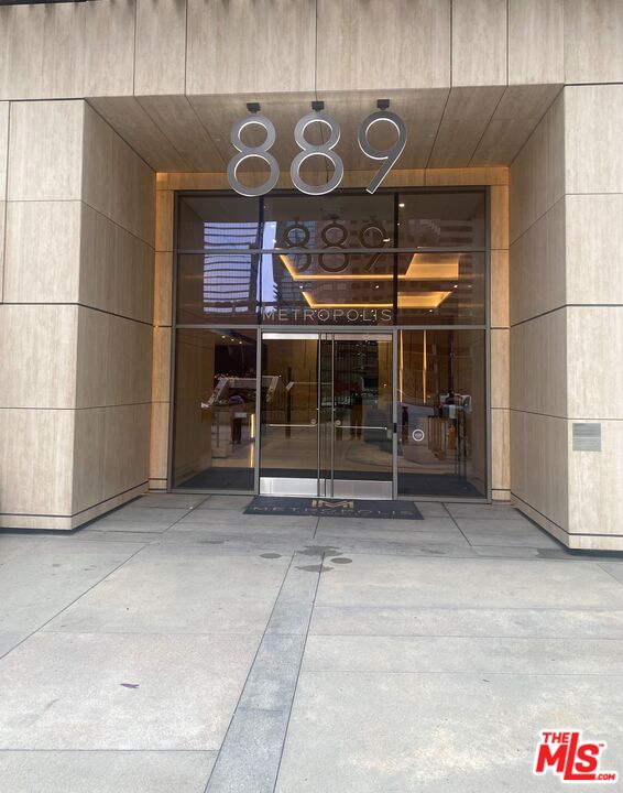 889 Francisco St Unit: 3009