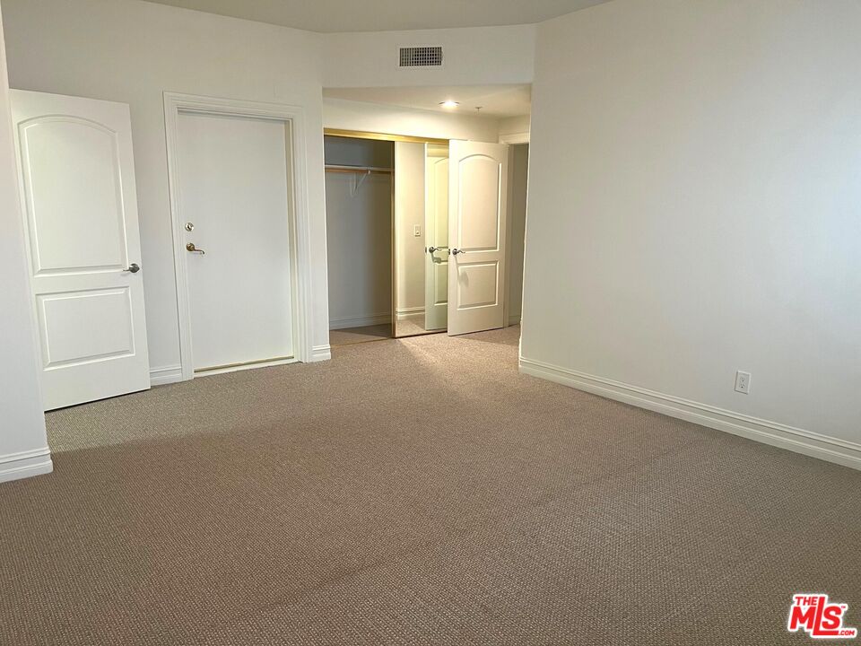 9848 Vidor Dr Unit: 302