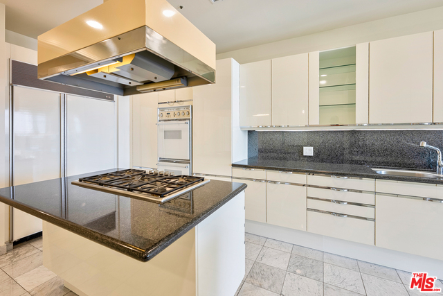 10380 Wilshire Blvd Unit: 404