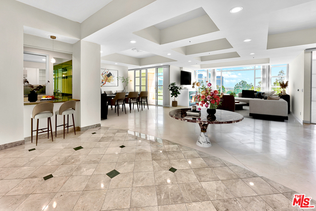 10380 Wilshire Blvd Unit: 404