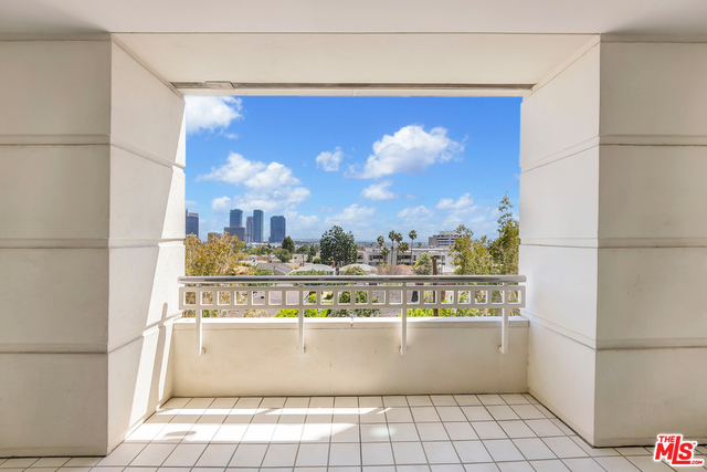 10380 Wilshire Blvd Unit: 404