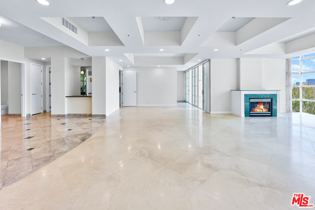 10380 Wilshire Blvd Unit: 404