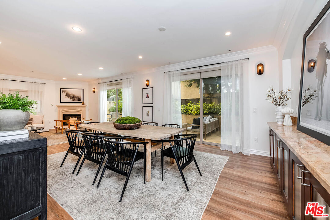 135 S Swall Dr Unit: 103