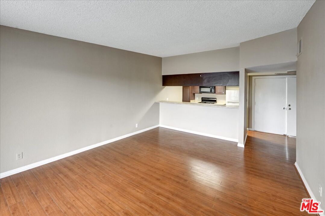 2061 Las Vegas Ave Unit: 12