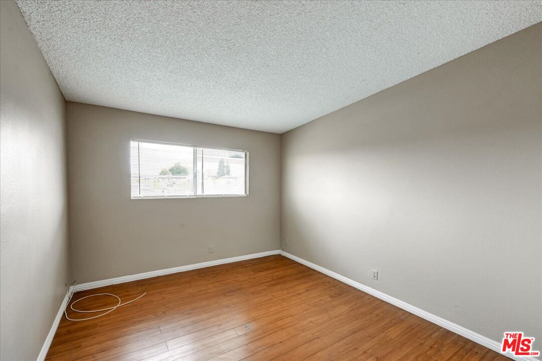 2061 Las Vegas Ave Unit: 12