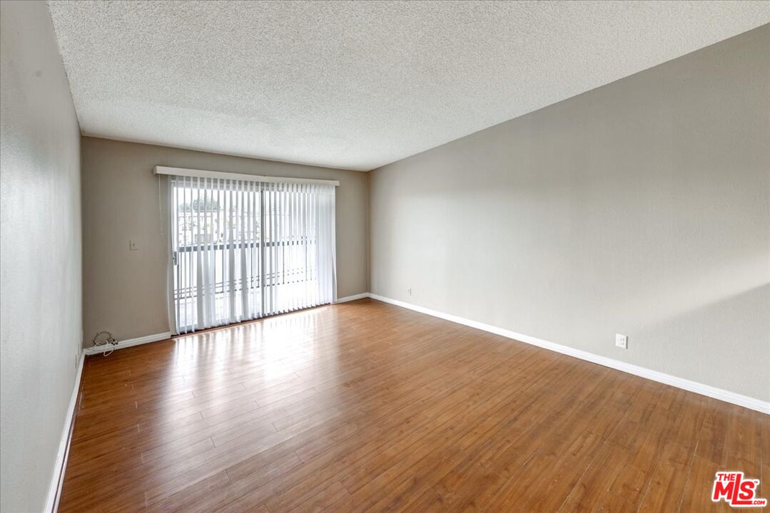 2061 Las Vegas Ave Unit: 12