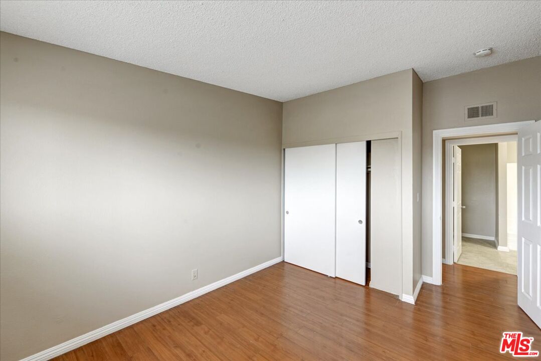 2061 Las Vegas Ave Unit: 12