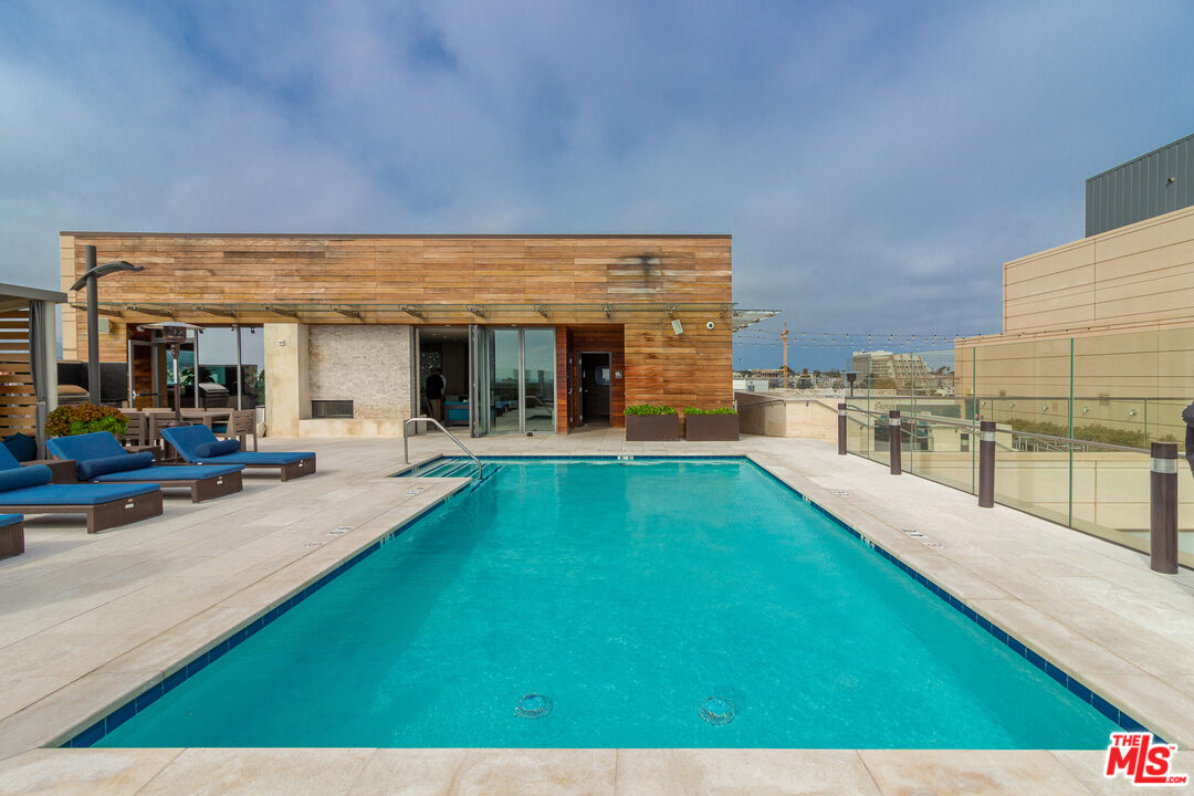 1755 Ocean Ave Unit: 609