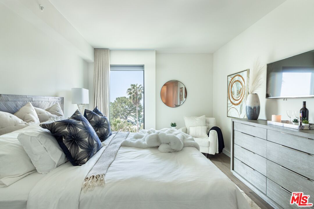 1755 Ocean Ave Unit: 609