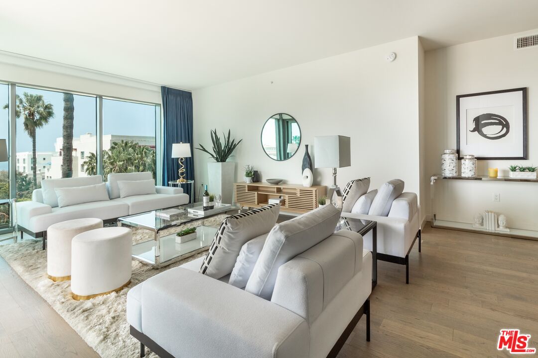 1755 Ocean Ave Unit: 609