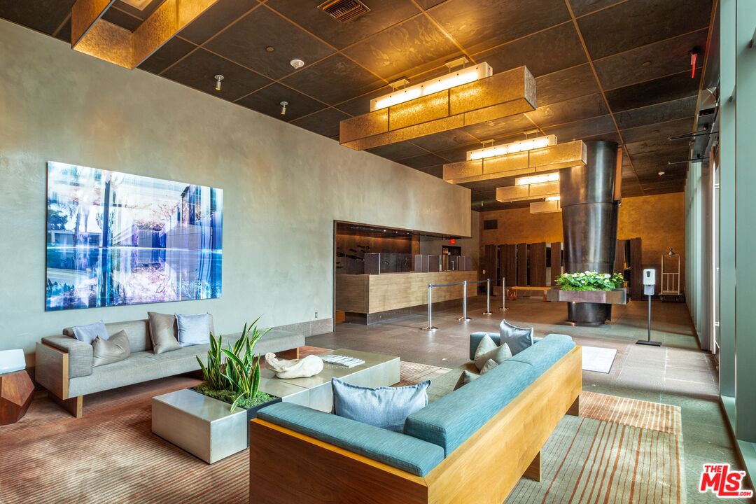 1755 Ocean Ave Unit: 609