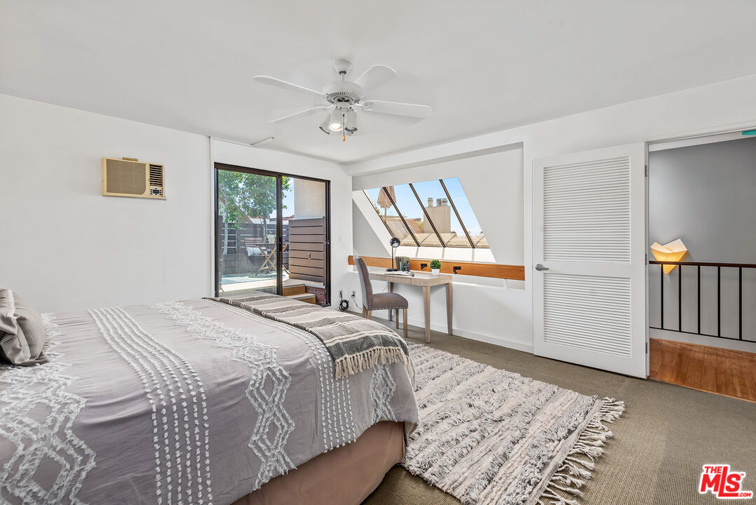 851 N Kings Rd Unit: 307