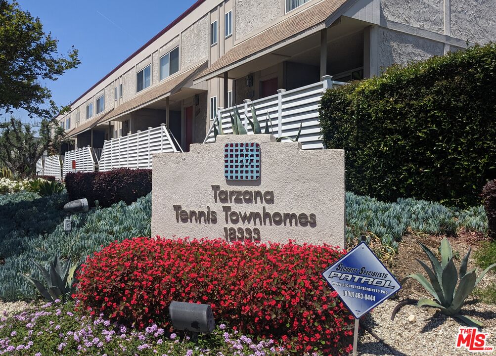 18333 Hatteras St Unit: 122