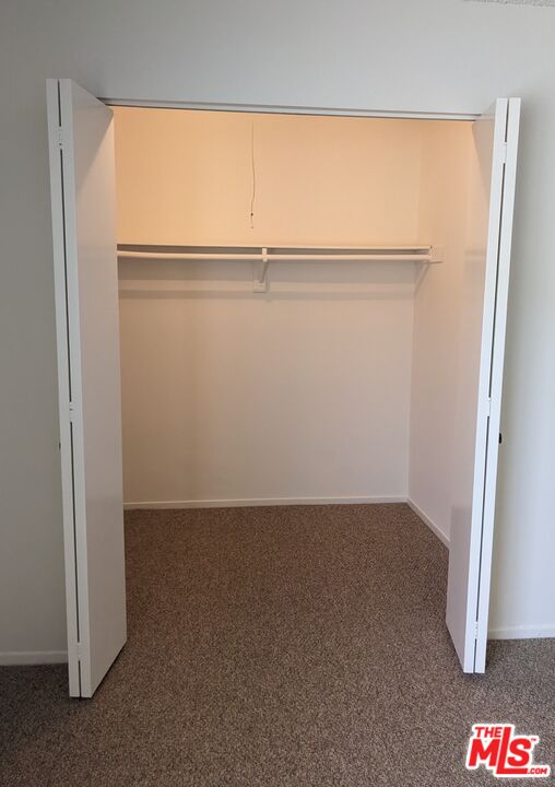 18333 Hatteras St Unit: 122