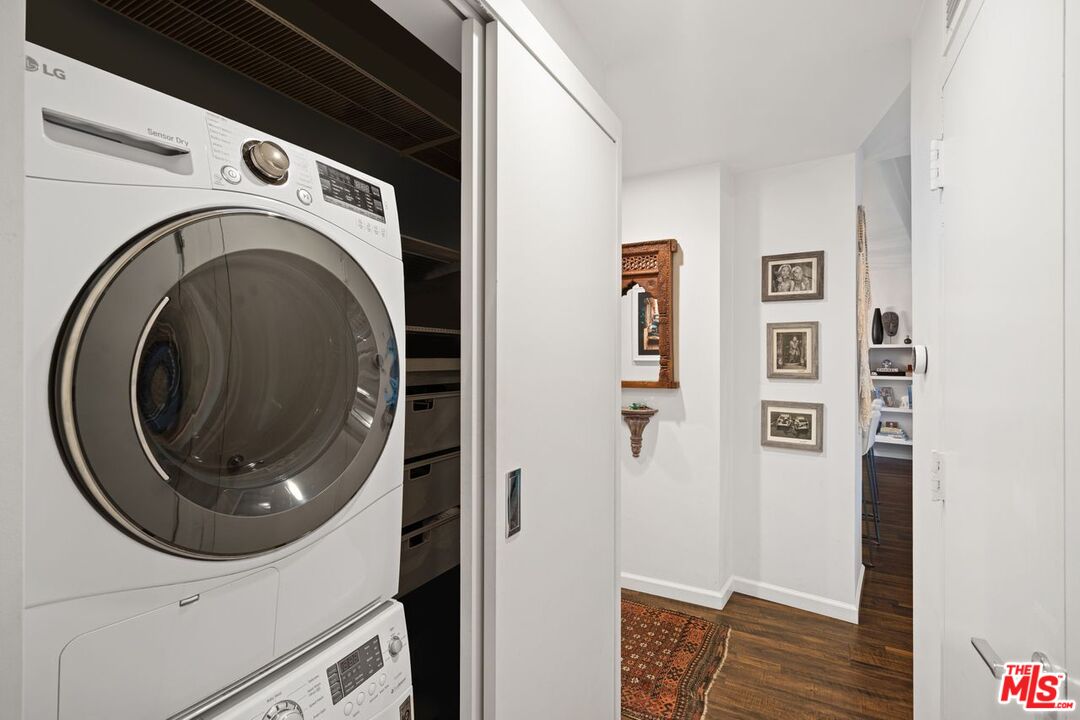 7250 Franklin Ave Unit: 305