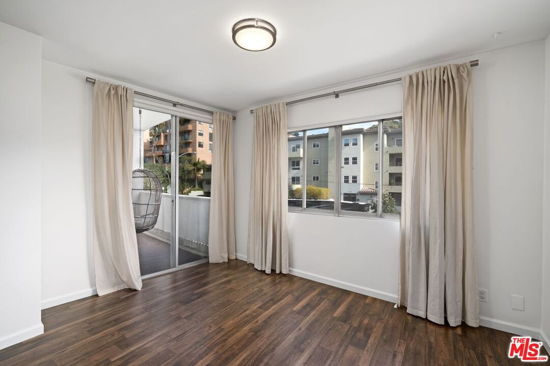 7250 Franklin Ave Unit: 305