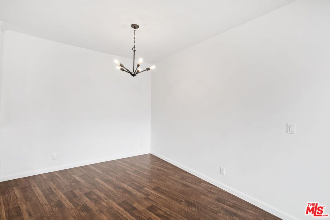 7250 Franklin Ave Unit: 305