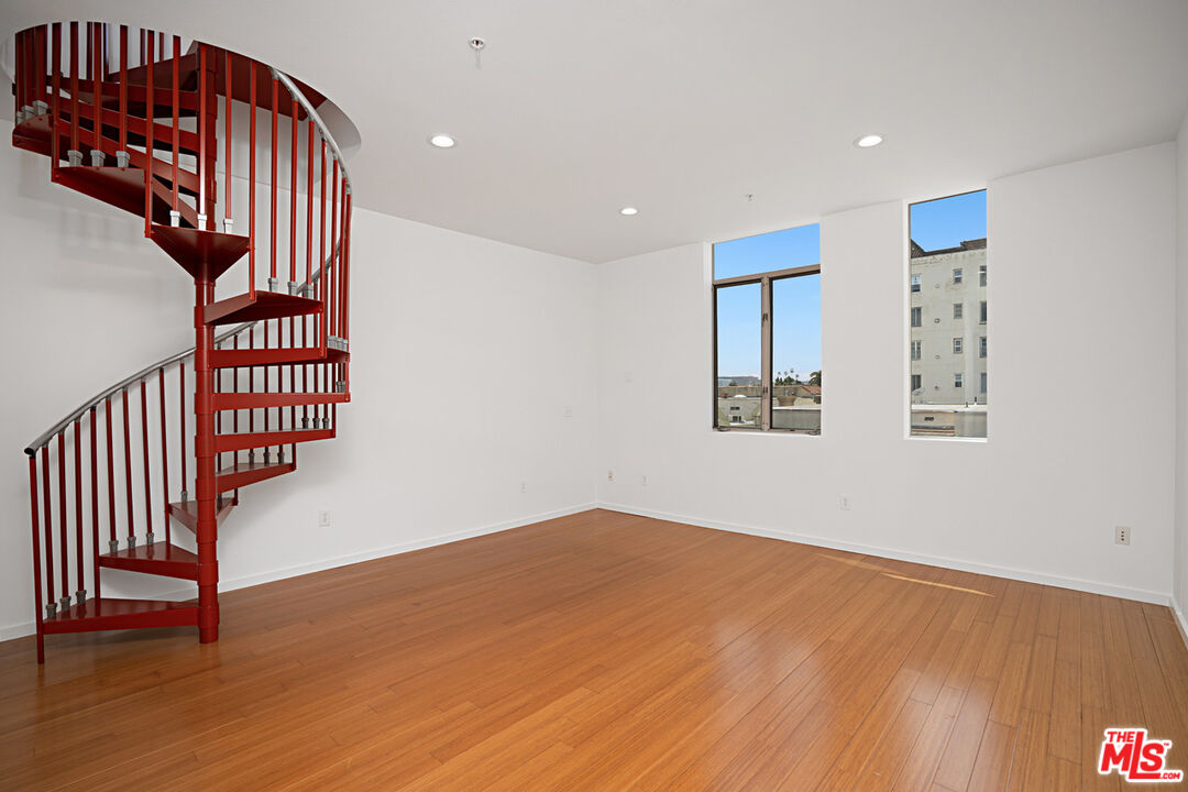 140 S Gramercy Pl Unit: 5