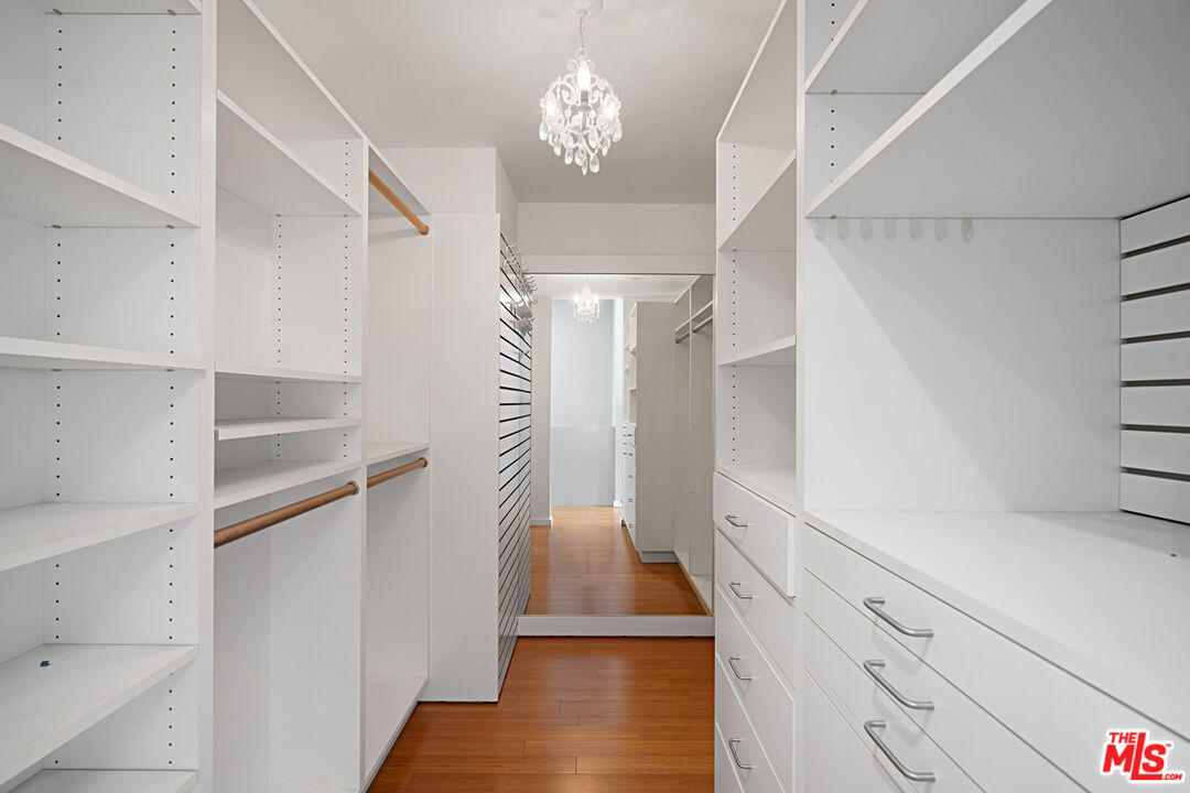 140 S Gramercy Pl Unit: 5