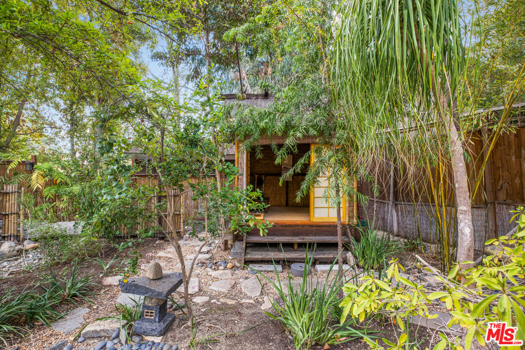 7960 Woodrow Wilson Dr