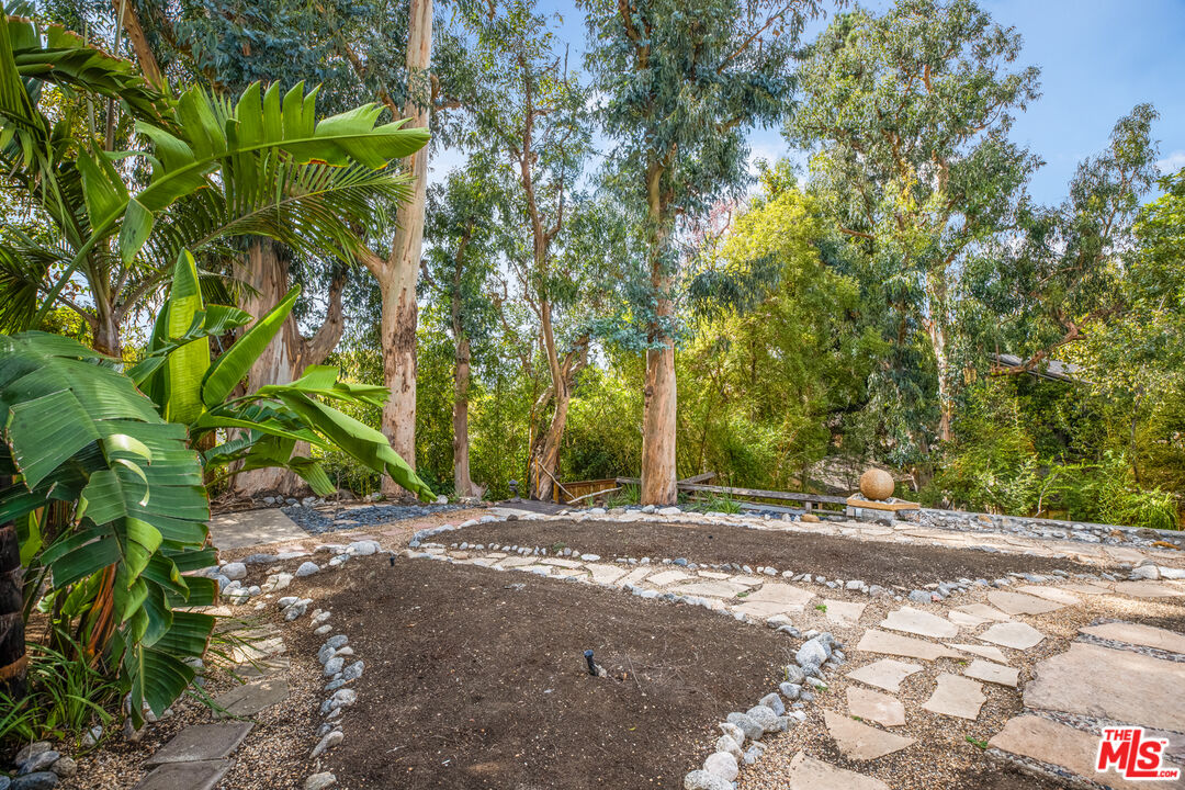 7960 Woodrow Wilson Dr