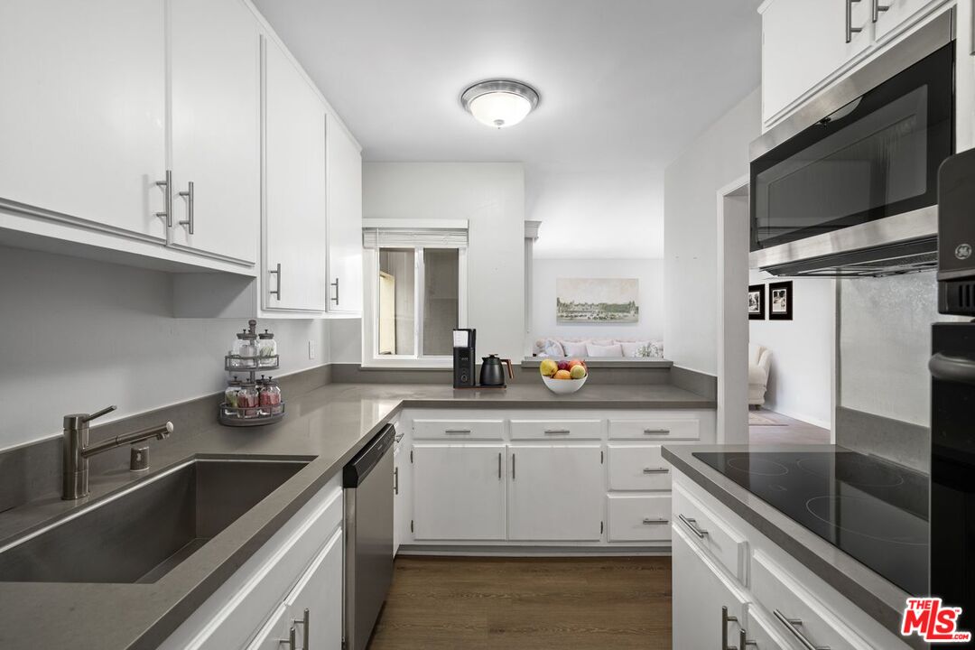 5674 Windsor Way Unit: 210