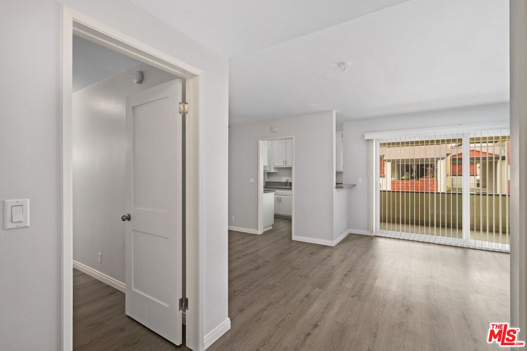 5674 Windsor Way Unit: 210