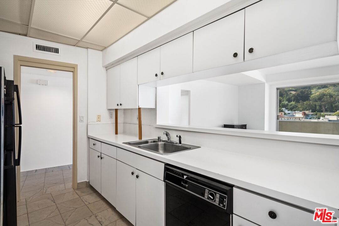 7250 Franklin Ave Unit: 803