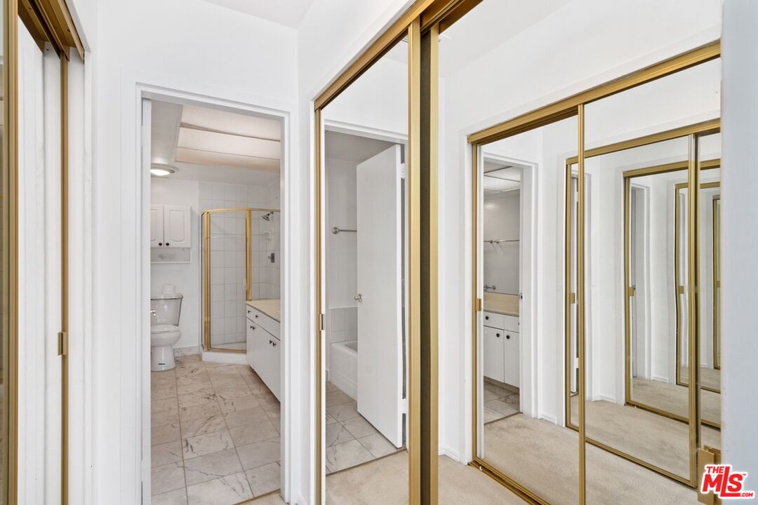 7250 Franklin Ave Unit: 803