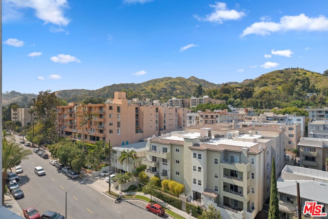 7250 Franklin Ave Unit: 803