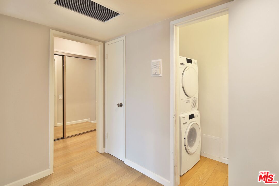 818 S Gretna Green Way Unit: 301