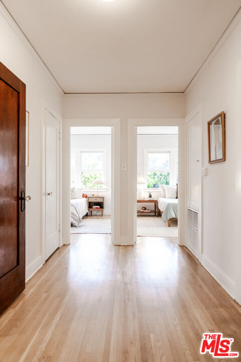 2376 Las Colinas Ave