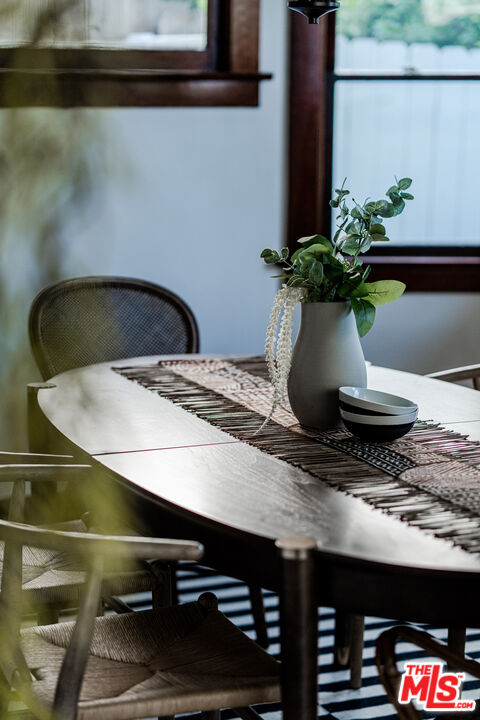 2376 Las Colinas Ave