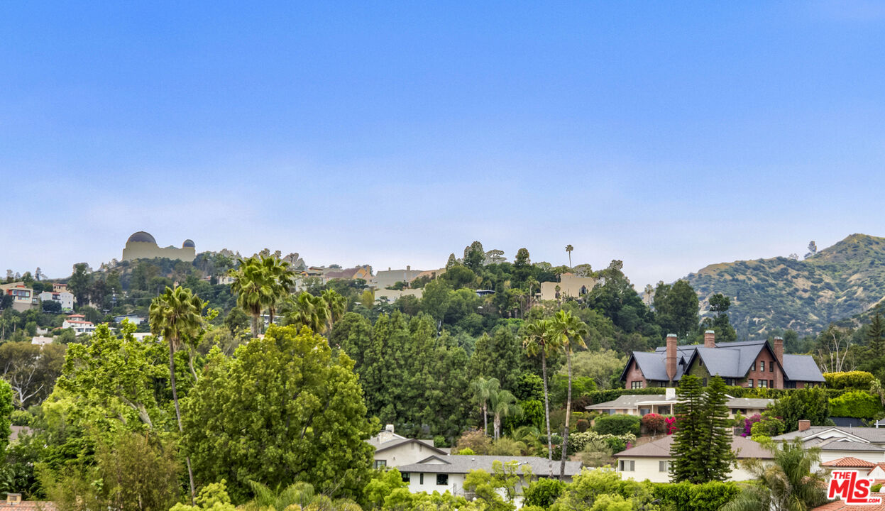 4455 Los Feliz Blvd Unit: 607