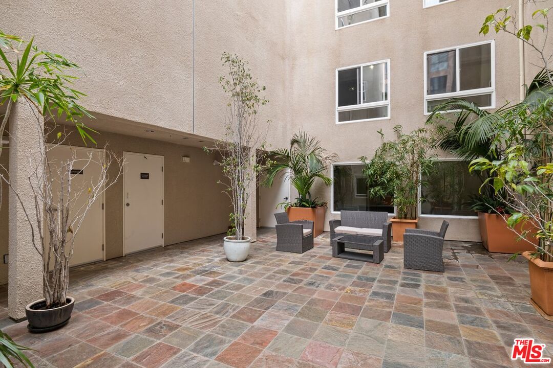 7249 Franklin Ave Unit: 104