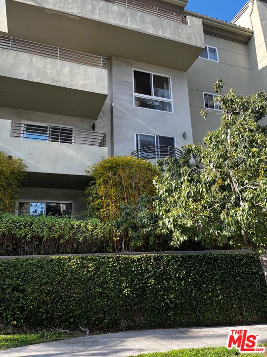 7249 Franklin Ave Unit: 104