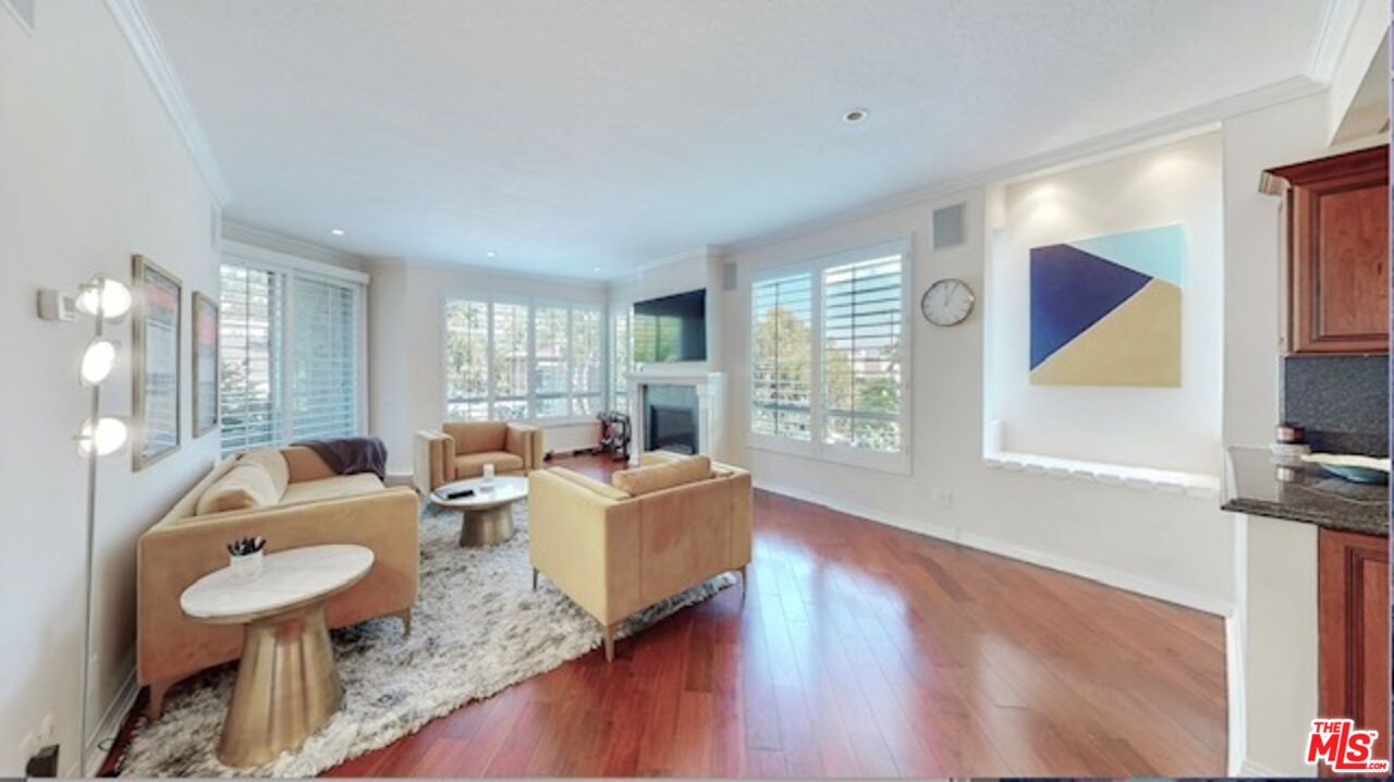 8960 NE Cynthia St Unit: 207