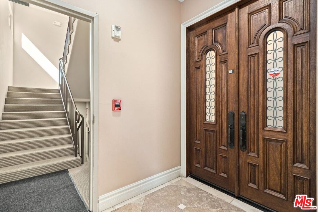 1940 MANNING AVE Unit: 101