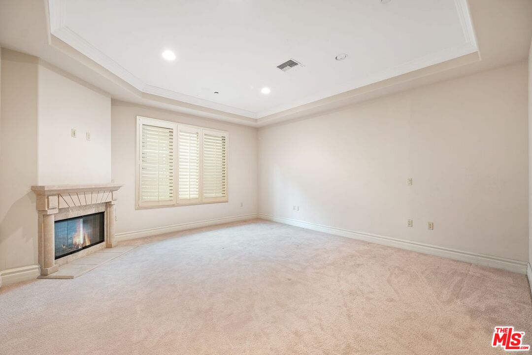 1940 MANNING AVE Unit: 101