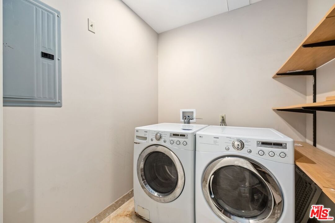 1940 MANNING AVE Unit: 101