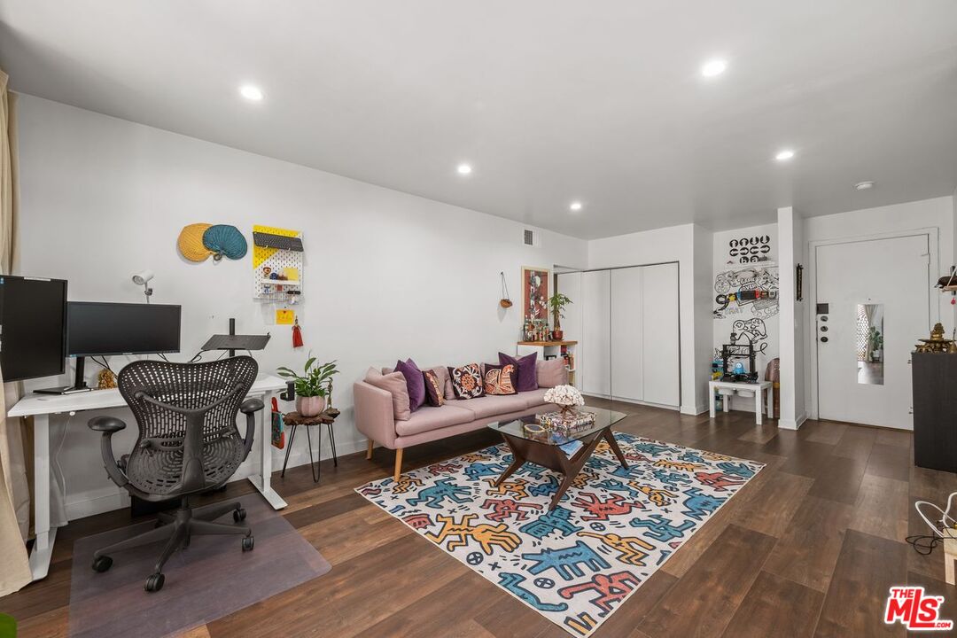 1750 Camino Palmero St Unit: 344