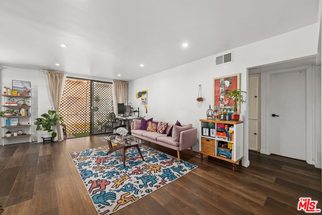 1750 Camino Palmero St Unit: 344