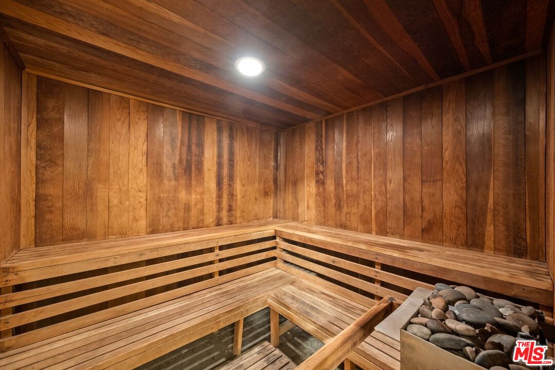 1750 Camino Palmero St Unit: 344