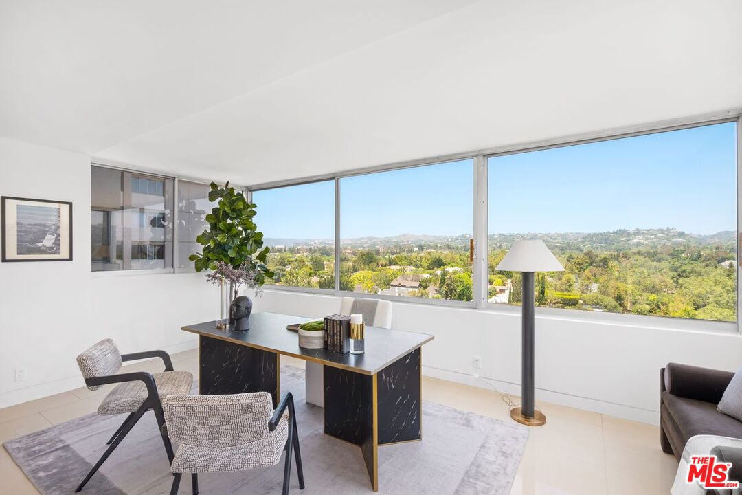 875 Comstock Ave Unit: 14A