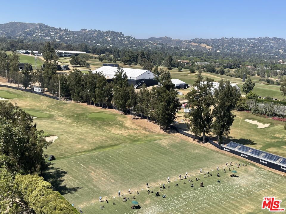 875 Comstock Ave Unit: 14A