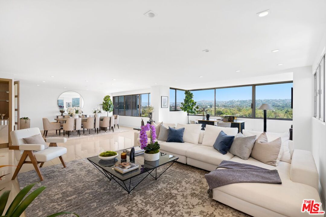 875 Comstock Ave Unit: 14A